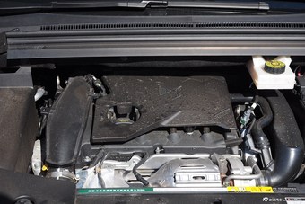 2015款DS 5 1.8T自动尊享版THP200
