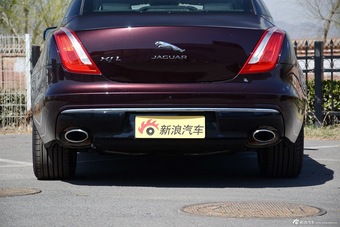 2016款捷豹XJL 2.0T自动两驱典雅商务版
