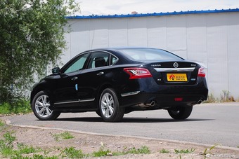 2015款天籁2.5L XL Upper欧冠科技版