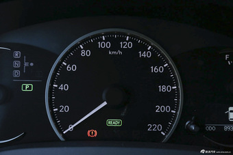 2014款雷克萨斯CT 1.8L自动200h F-Sport单色