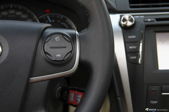 2015款凯美瑞2.0G豪华版