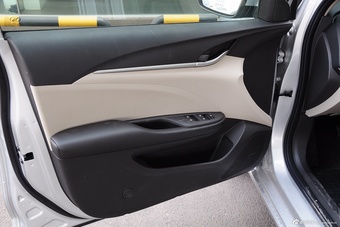 2015款英朗手动精英型