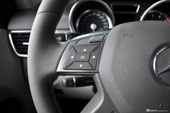2014款奔驰ML320 4MATIC