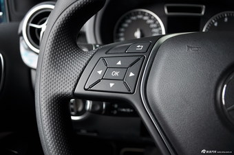 2012款奔驰B级B180