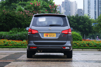 2016款风行S5001.6L自动尊贵型