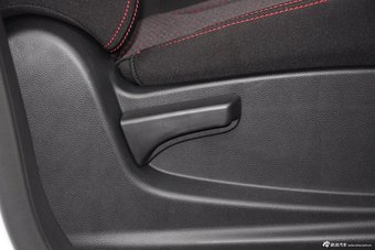 2015款 宝骏560 1.8L手动舒适型