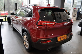 2014款自由光2.4L自动豪华版