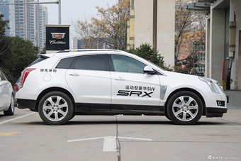 2015款凯迪拉克SRX 3.0L自动领先型