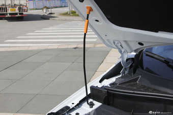 2016款锐腾 1.5T自动豪华版