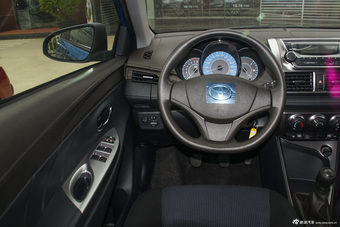 2014款YARiS L 致炫1.3L手动魅动版