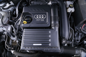 2015款 奥迪A3 Limousine 35TFSI 300万纪念舒适版呢