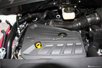 2016款比亚迪S7 2.0T自动尊贵型Plus