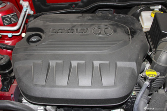 2015款绅宝D50 1.5L CVT标准超值导航版