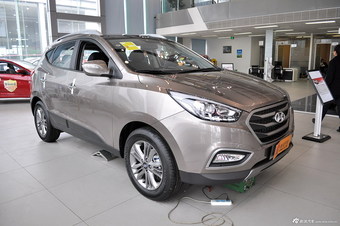 2013款北京现代ix35 2.0GLS 自动两驱智能