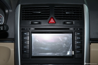 2012款北京汽车E系列1.3L乐尚手动版两厢