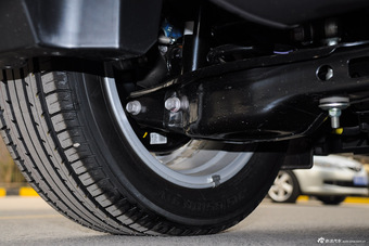 2014款雷克萨斯CT 1.8L自动200h舒适版单色