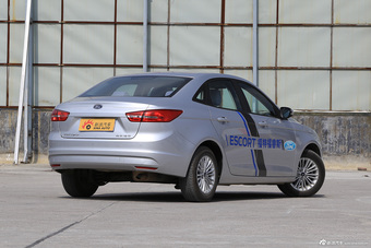 2015款福睿斯1.5L自动舒适型