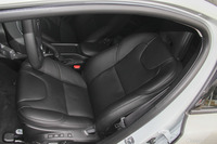 2016款沃尔沃V40 1.5T自动 T3 智逸版