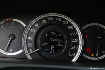 2015款雅阁2.0L自动EX豪华版