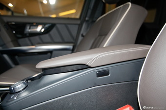 2013款奔驰GLK300 4MATIC 豪华型