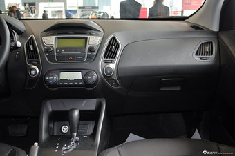 2013款北京现代ix35 2.0GLS 自动两驱智能
