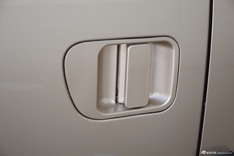 2015款菱智M3 1.6L 7座豪华型