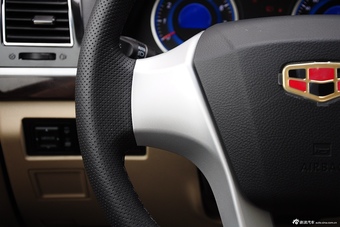 2015款吉利EC8 2.0L手动精英型