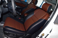 2016款驭胜S350 2.0T自动两驱汽油超豪华版5座