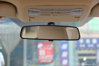 2014款卡罗拉1.6L手动GL-i真皮版