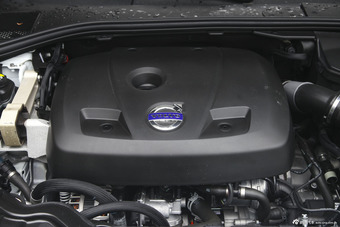 2015款沃尔沃V60 2.0T自动 T5智雅版