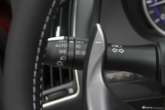 2015款英菲尼迪Q50L 2.0T自动运动版