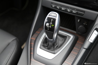 2014款宝马X1 xDrive20i X设计套装