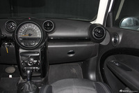 2014款MINI COUNTRYMAN 1.6L自动 COOPER Fun