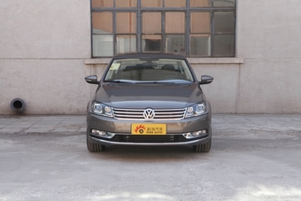 2013款迈腾2.0TSI尊贵型