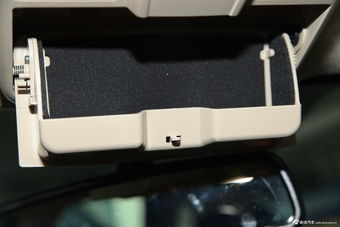 2013款海马S7 2.0L自动智尚版