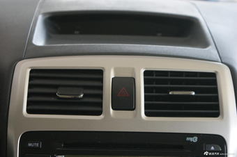 2011款骏捷FSV 1.5L手动舒适型