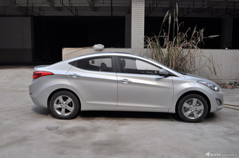 2012款朗动1.6L手动领先型