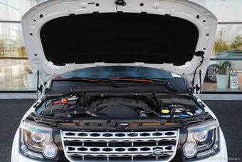2015款第四代发现3.0 SDV6 HSE柴油版