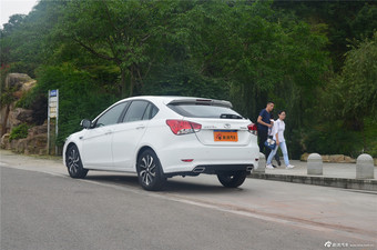 2014款东南-V6菱仕到店实拍