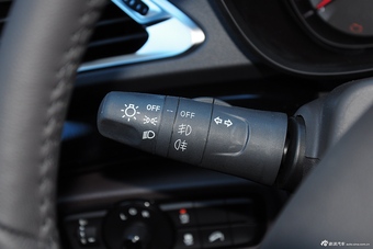 2015款传祺GS4 200T G-DCT豪华版