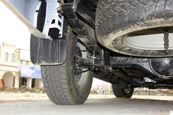 2015款五十铃D-MAX 2.5T自动四驱超豪华款到店实拍