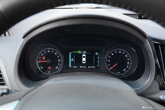 2016款比亚迪e5豪华型