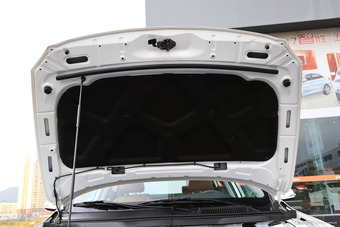 2014款中华H530 1.6L手动豪华型