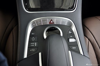 2014款奔驰S400L尊贵型