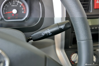 2014款启腾M70 1.2L创业型