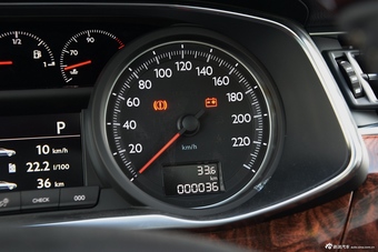 2016款东风A9 1.8T自动豪华型