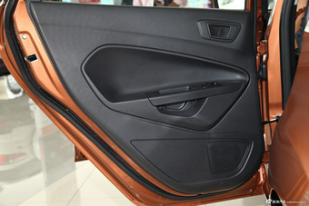 2013款嘉年华三厢1.5L手动风尚型