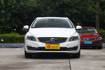 2015款沃尔沃V60 2.0T自动 T5智雅版