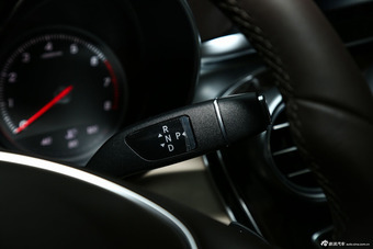 2015款奔驰C180L运动型