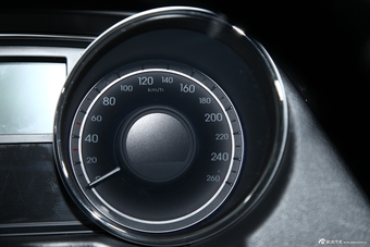 2014款索纳塔八 2.4L 自动豪华版 国IV